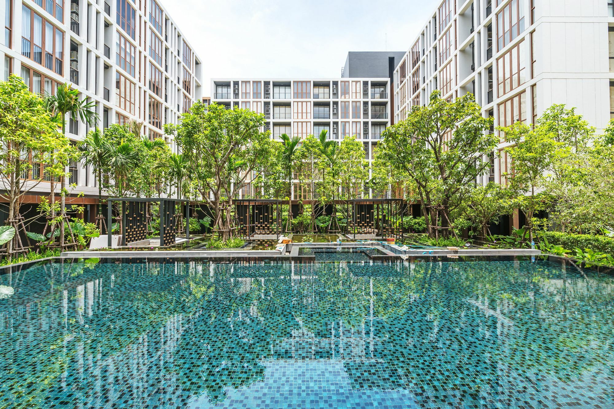 Hasu Haus By Favstay Bangkok Exterior foto