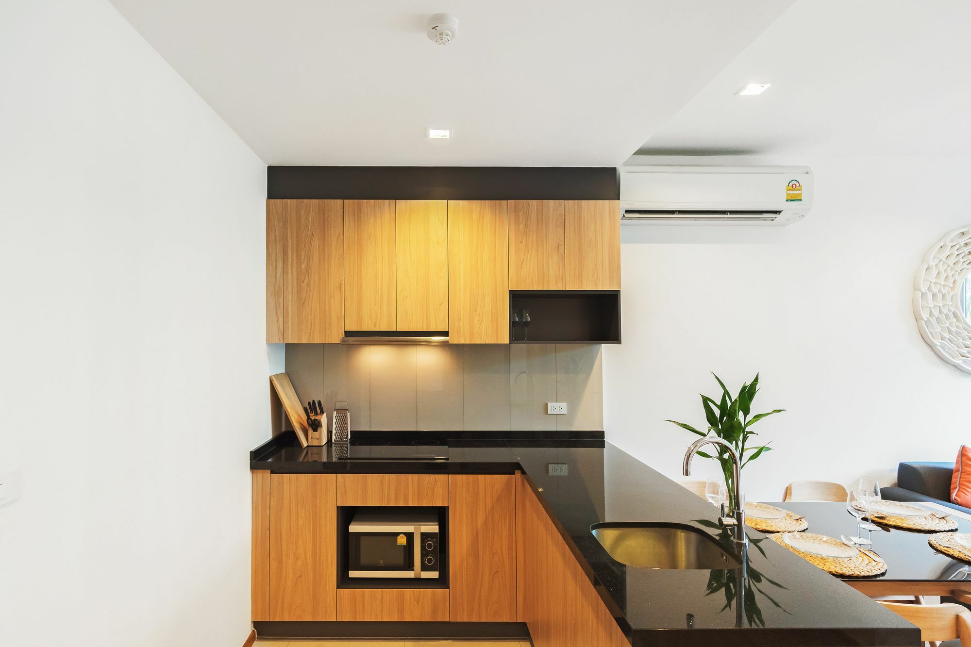 Hasu Haus By Favstay Bangkok Exterior foto